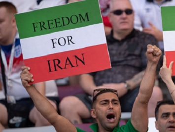Pasukan Iran Lecehkan Anggota Keluarga Pengunjuk Rasa Yang Ditahan Dan Dibunuh